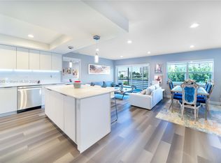 400 Diplomat Pkwy APT 306, Hallandale Beach, FL 33009
