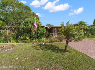 915 Peninsula Rd, Tarpon Springs, FL 34689