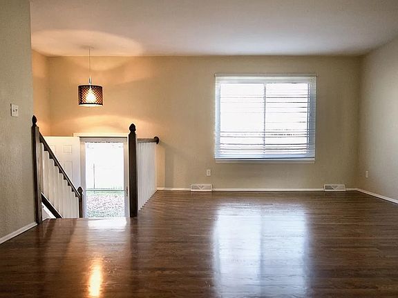 2nd image of 1001 W 75th St