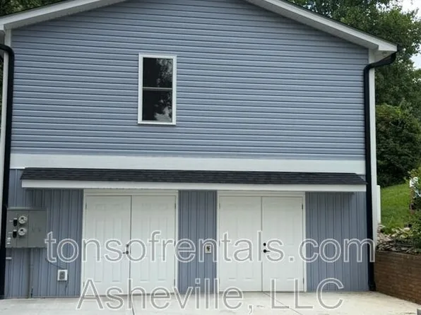 6 Tracy Ln, Weaverville, NC 28787