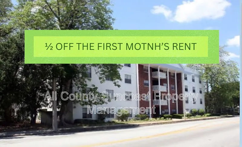1830 Dr Martin Luther King Jr St N #203