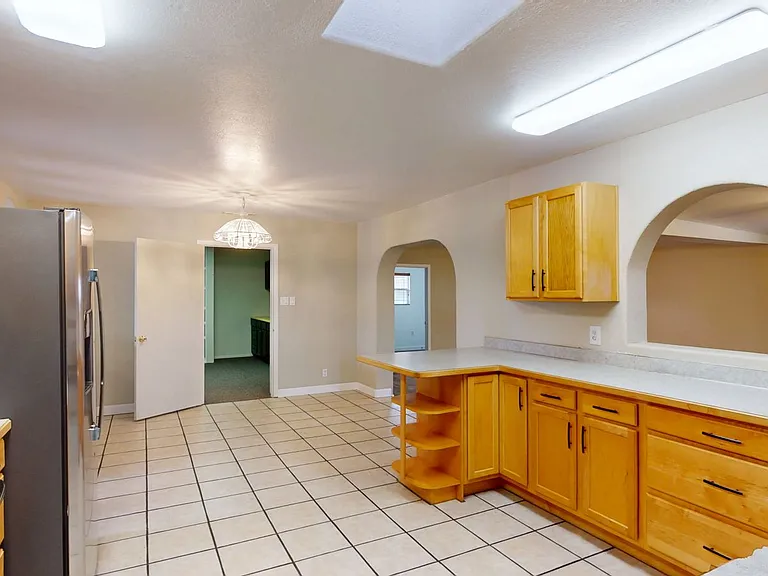367 Cedar St — Photo 7