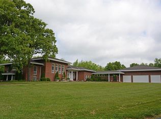 2359 W Farm Road 76, Springfield, MO 65803