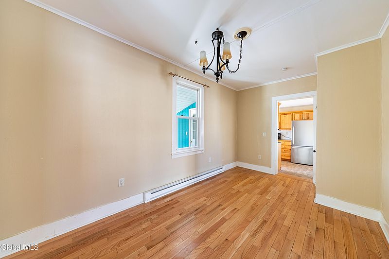 4th image of 600 Hudson Avenue