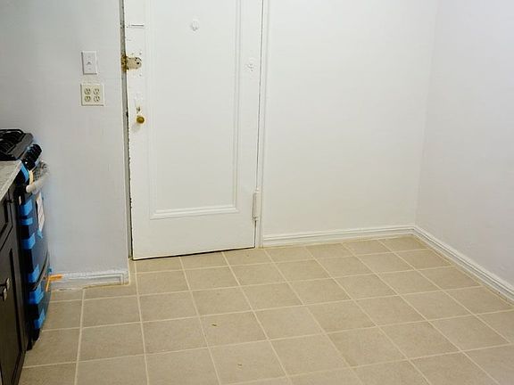5th image of 8615 Elmhurst Ave APT 1C