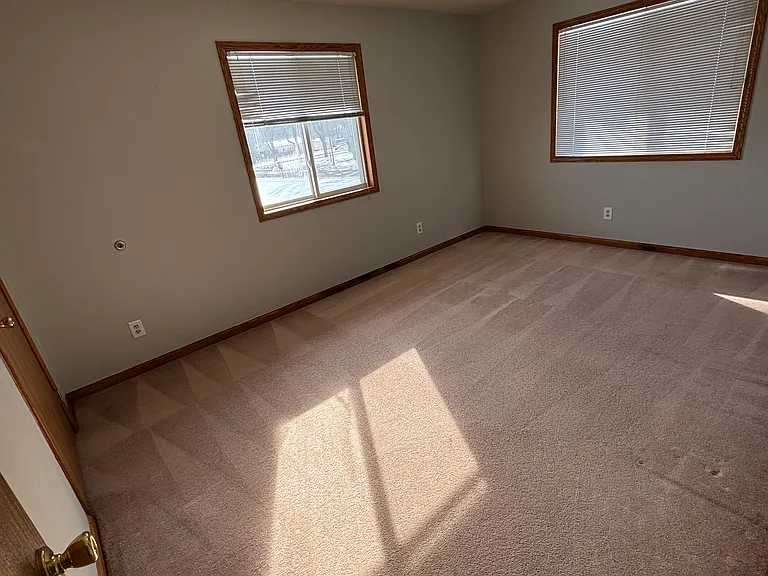 1687 S Riverside Ave #16 — Photo 7