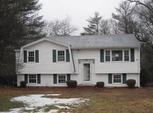 25 Charles St, Georgetown, MA 01833