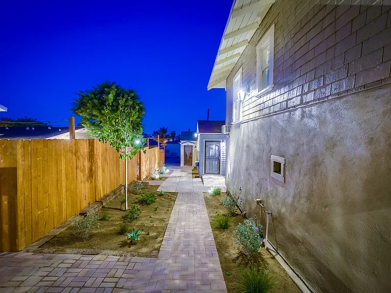 2491 J St — Photo 38