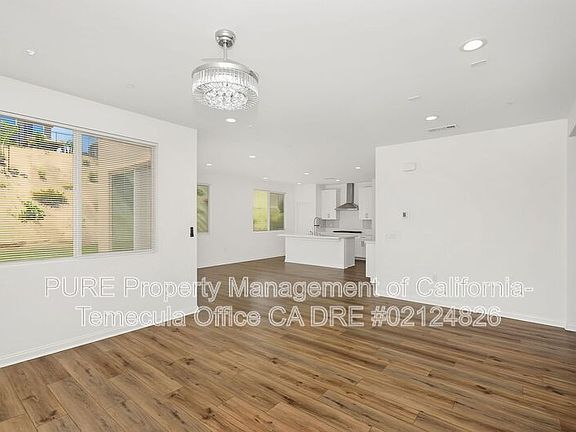 3rd image of 4237 Ladrillo St