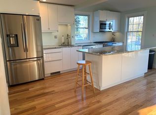 38 Shoreham St, Quincy, MA 02171