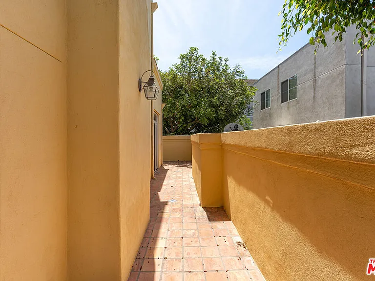 2311 Schader Dr #107 — Photo 27