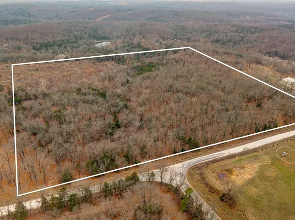 000 E 482nd Road, Bolivar, MO 65613