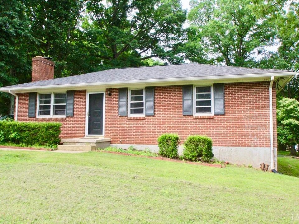 1st image of 607 Woodhaven Dr