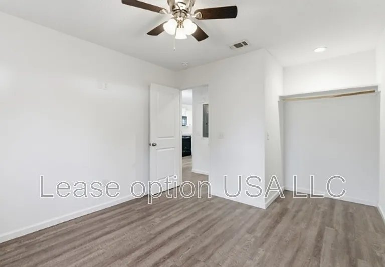 34 Pine St #C — Photo 21