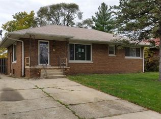 7438 Woodmar Ave, Hammond, IN 46323