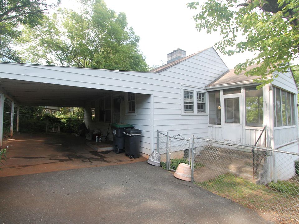 1st image of 507 13th St NE