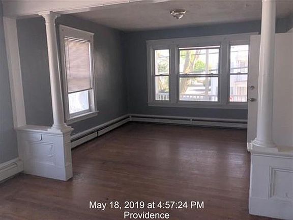 4th image of 313 New York Ave