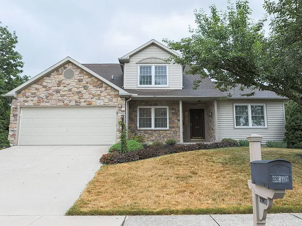 2200 Wynnwood Ct, Enola, PA 17025