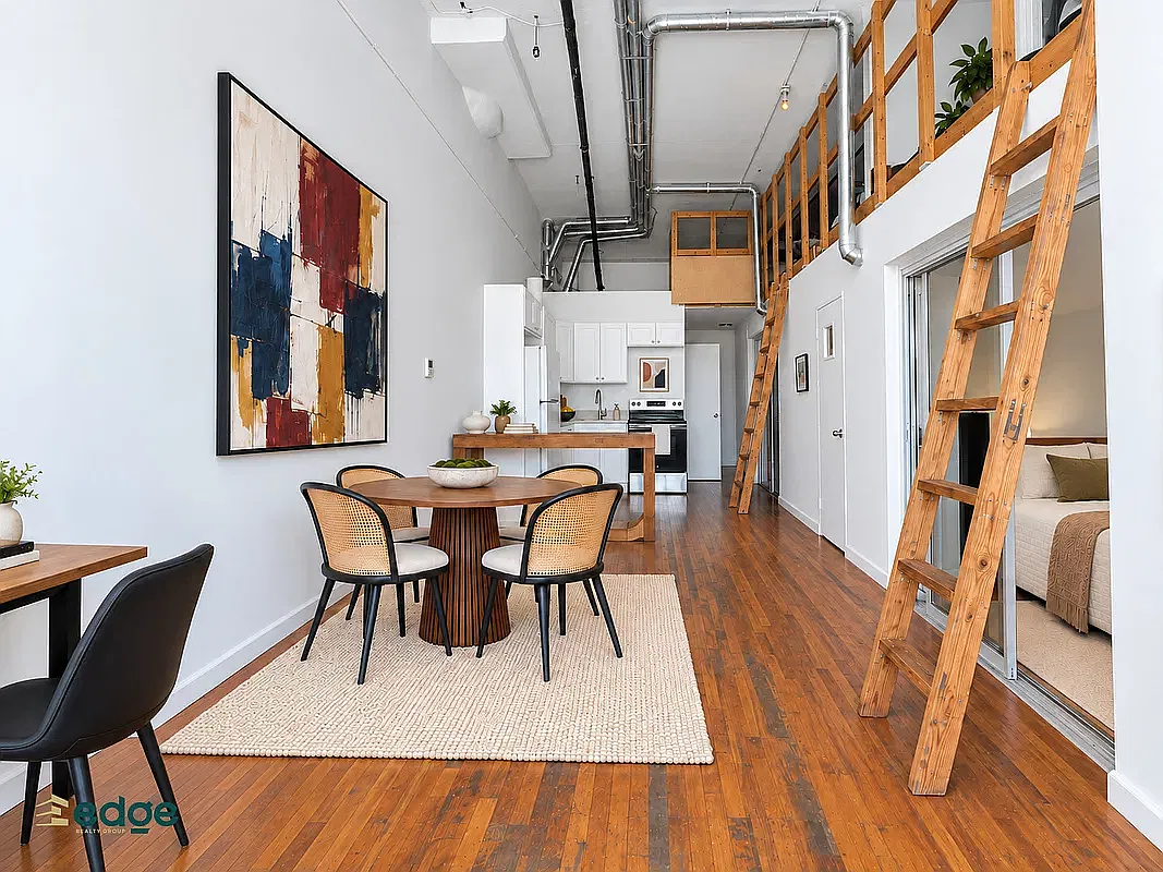 210 Cook Street — Photo 2