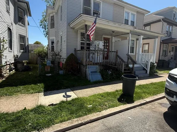 127 White Ave, Linwood, PA 19061