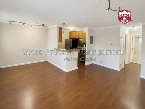 1062 Josephine St APT 9, Denver, CO 80206