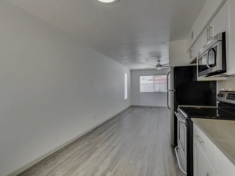 $0 First Month Rent! Remodeled 2 Bed Casita w/ Private Patio, W/D & Pool — Photo 15