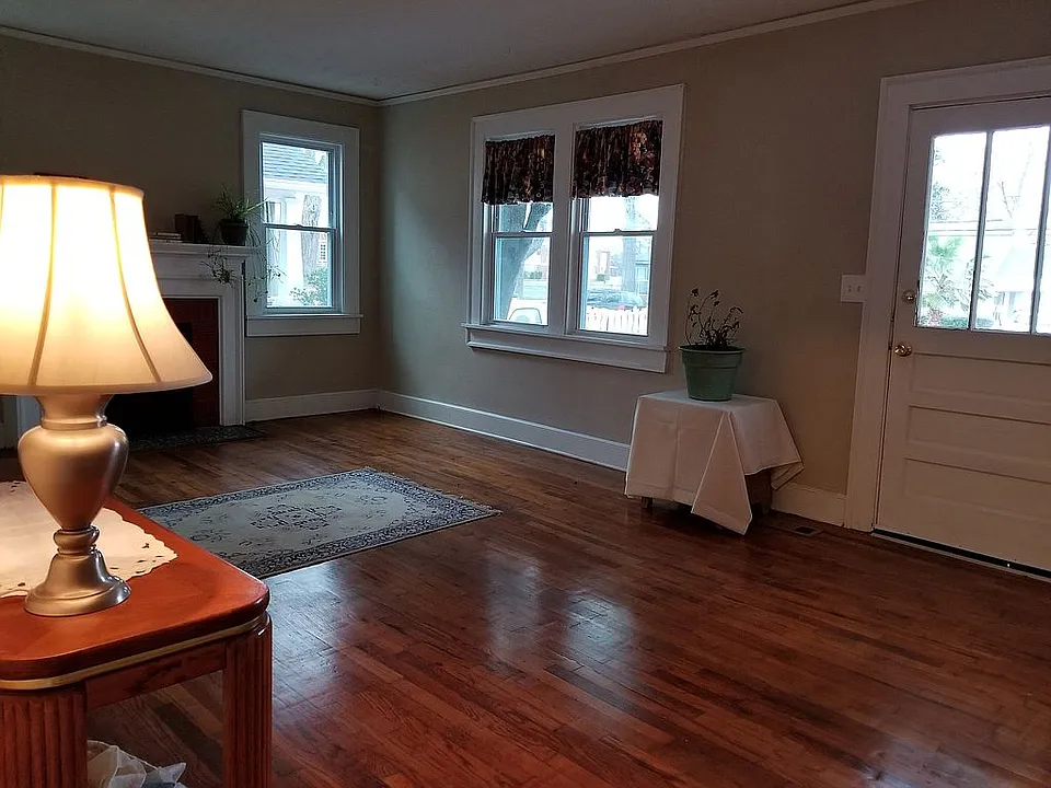 Family Room - Main Floor