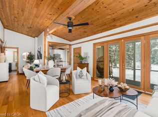 1217 Sherwood Forest Rd, Bracebridge, ON P1L1X3