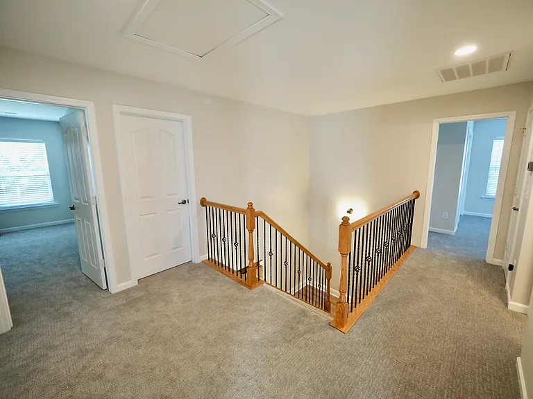 27 Border Ave — Photo 18