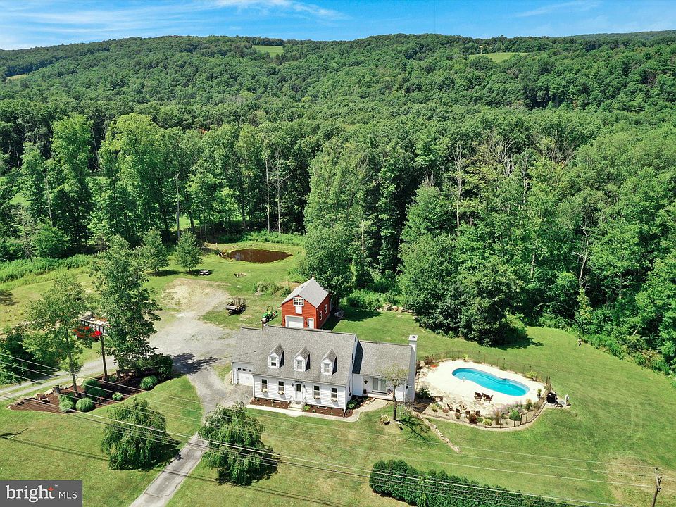 1025 Summer Valley Rd, New Ringgold, PA 17960 Zillow