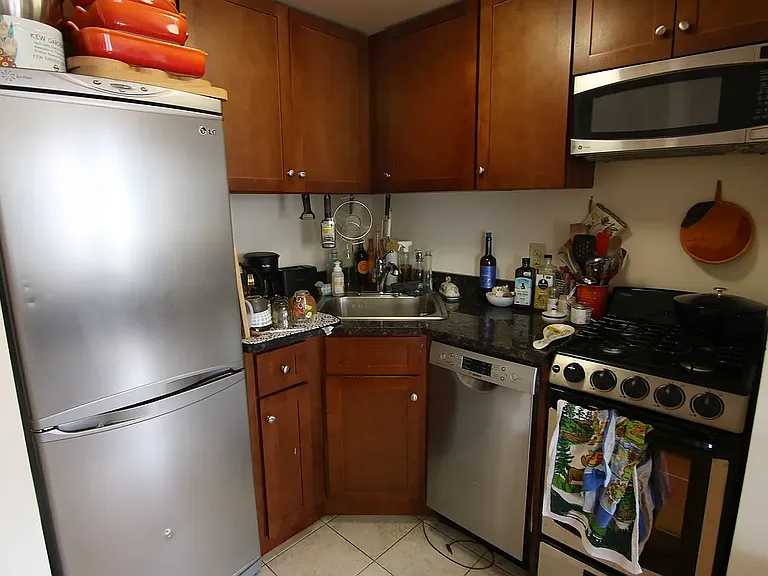 39 W 68th St #PHB — Photo 5