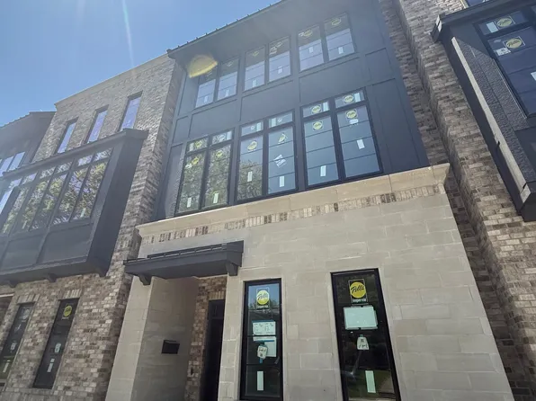 138 1st Ave SE, Carmel, IN 46032