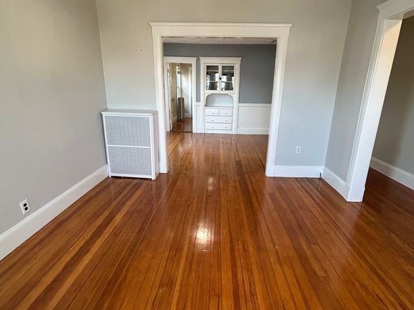 17-19 Oakland St