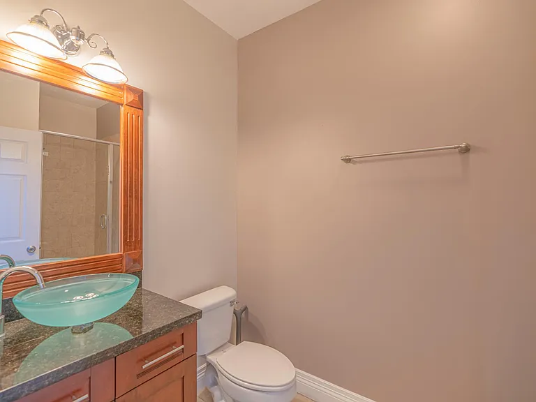 4482 Zev Ct — Photo 11
