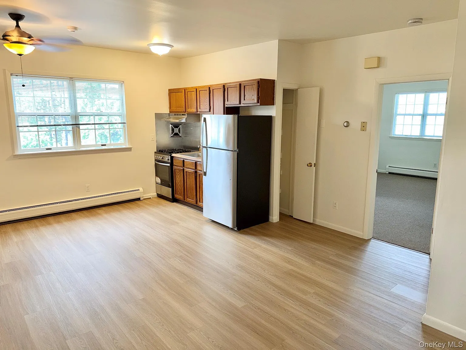 1 bed, 1.0 bath, 600 sqft, $2,200 — Photo 2