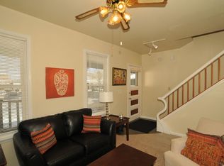 517 N 54th St #519, Milwaukee, WI 53208