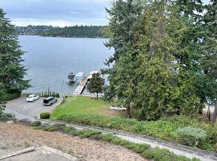 7702 SE 58th St, Mercer Island, WA 98040