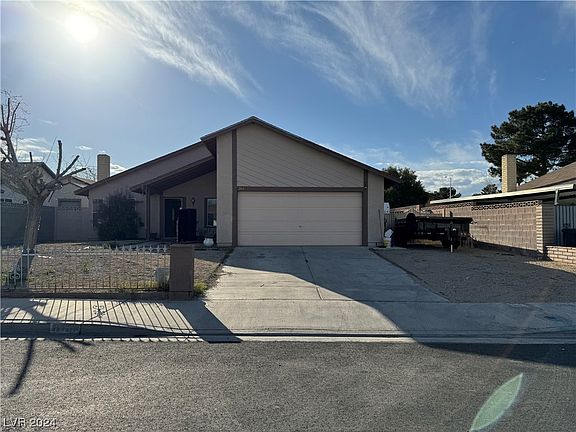 2nd image of 1720 Neptune Dr