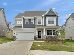 924 Deep River Way, Waxhaw, NC 28173