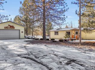 11218 E Laurel Rd, Elk, WA 99009