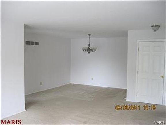 4th image of 10344 Forest Brook Ln APT G
