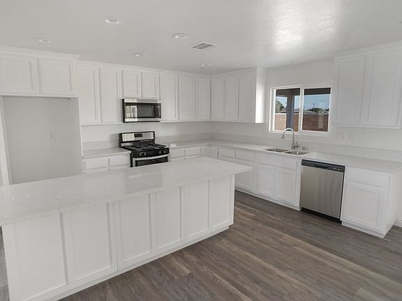 5th image of 8848 Xavier Ave