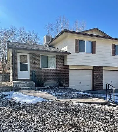 2 bed, $1,350 — Photo 1