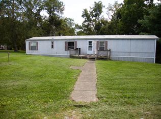 43 Woodland Acres Rd, Brooksville, KY 41004