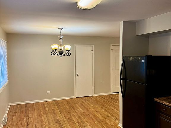 5th image of 436 N Pleasant Dr