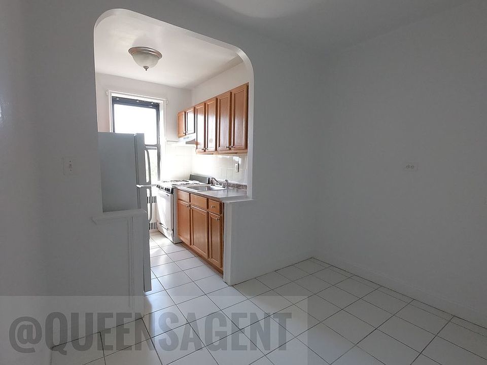 1st image of 47-09 Skillman Ave #6