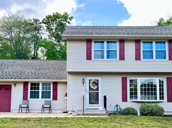 613 Greenbriar Dr, Williamstown, NJ 08094