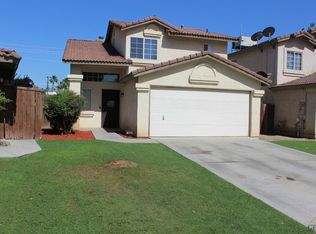 6604 Pine View Dr, Bakersfield, CA 93307