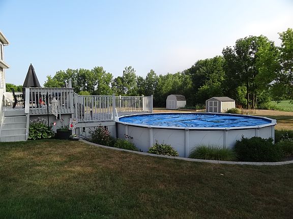 4th image of 48 Carrie Marie Ln