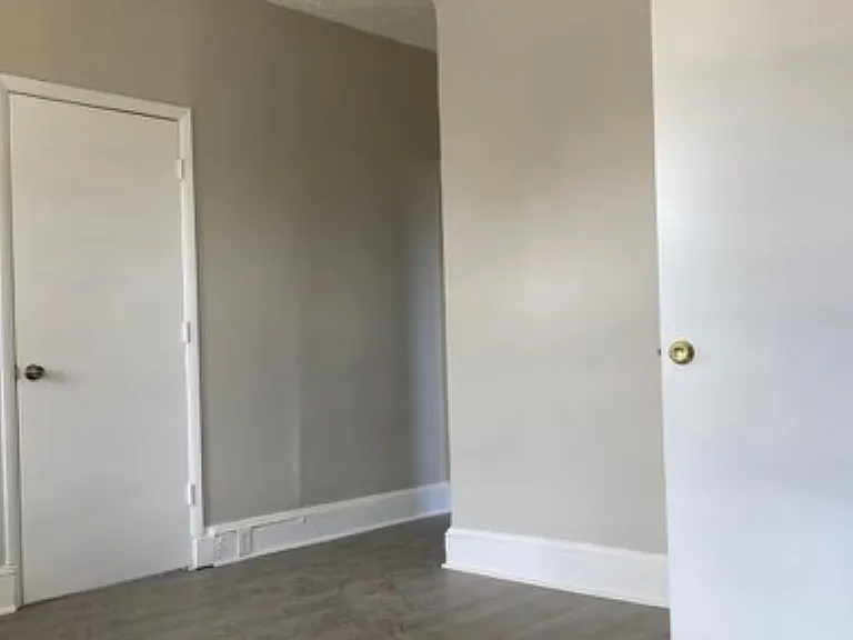 3608 Howard Park Ave — Photo 3